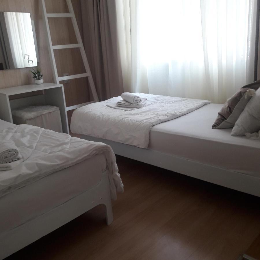 Apartmani Ni Buitenkant foto