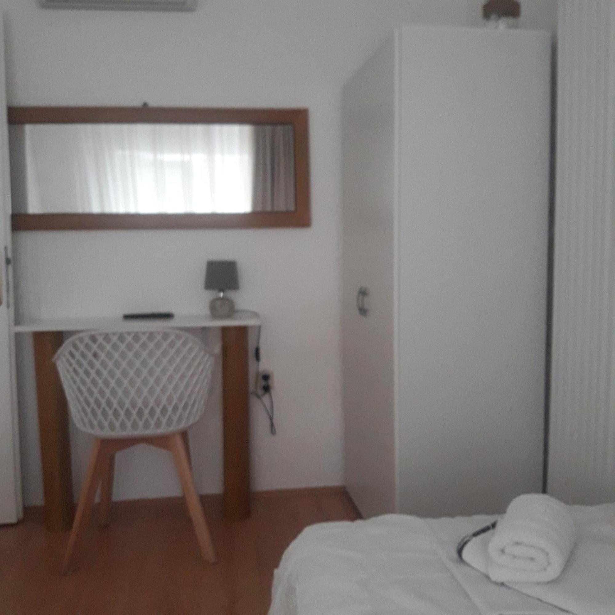 Apartmani Ni Buitenkant foto