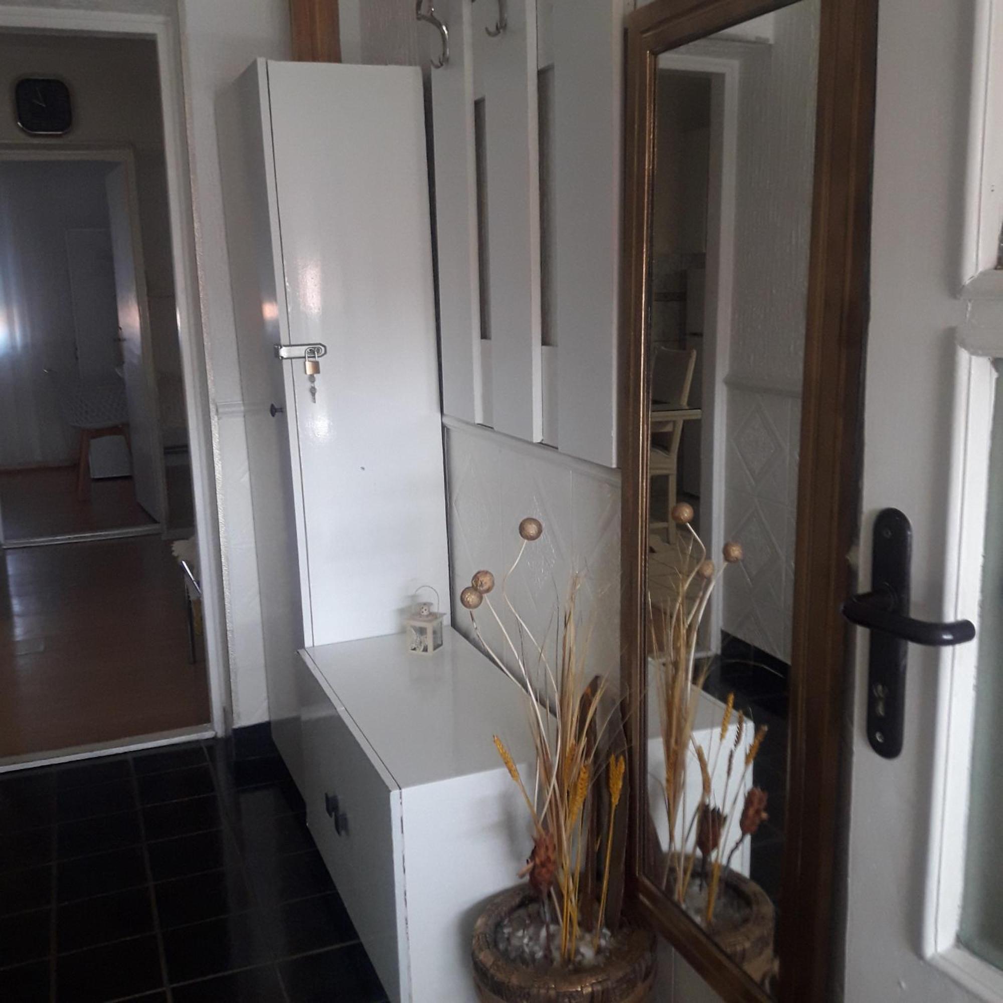 Apartmani Ni Buitenkant foto