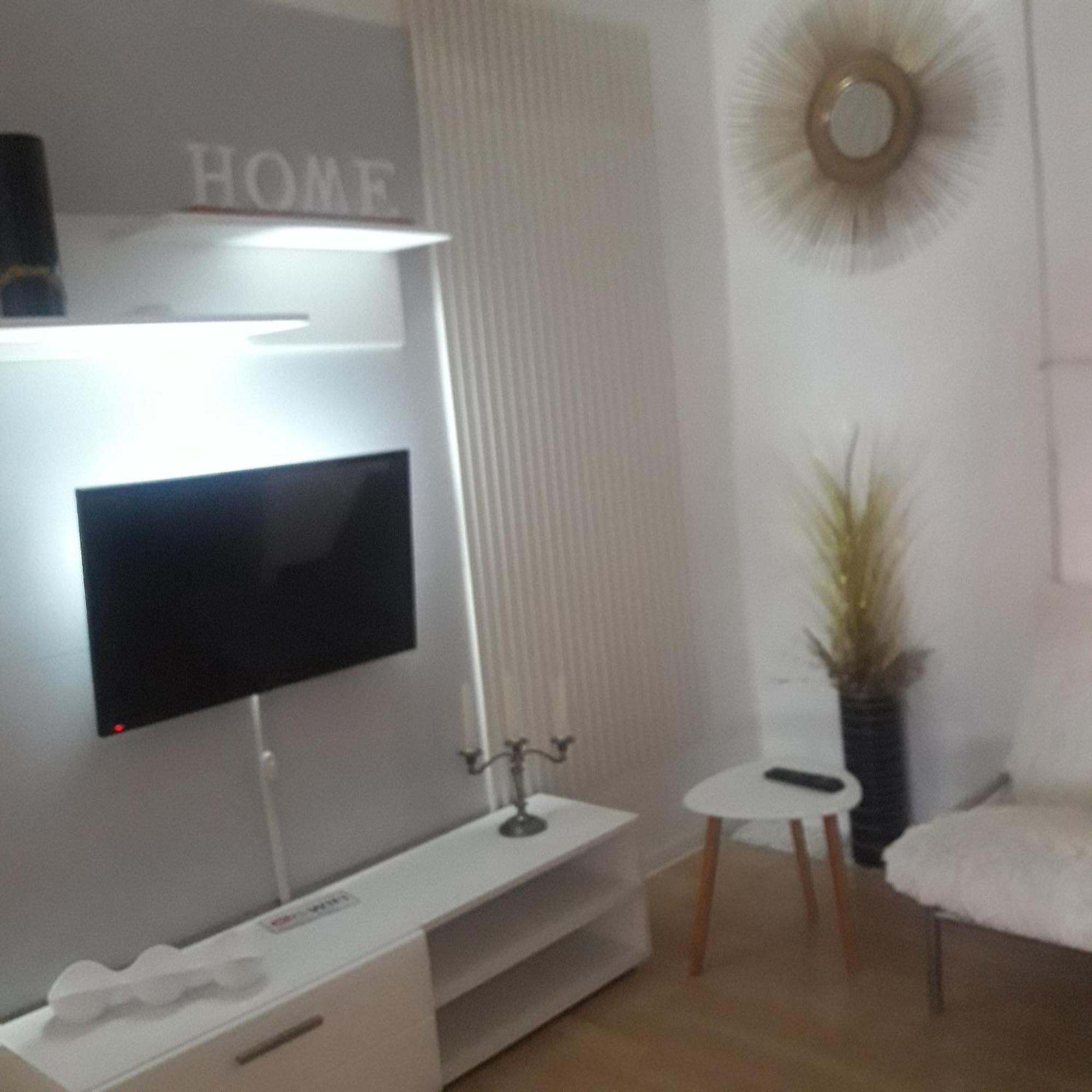 Apartmani Ni Buitenkant foto