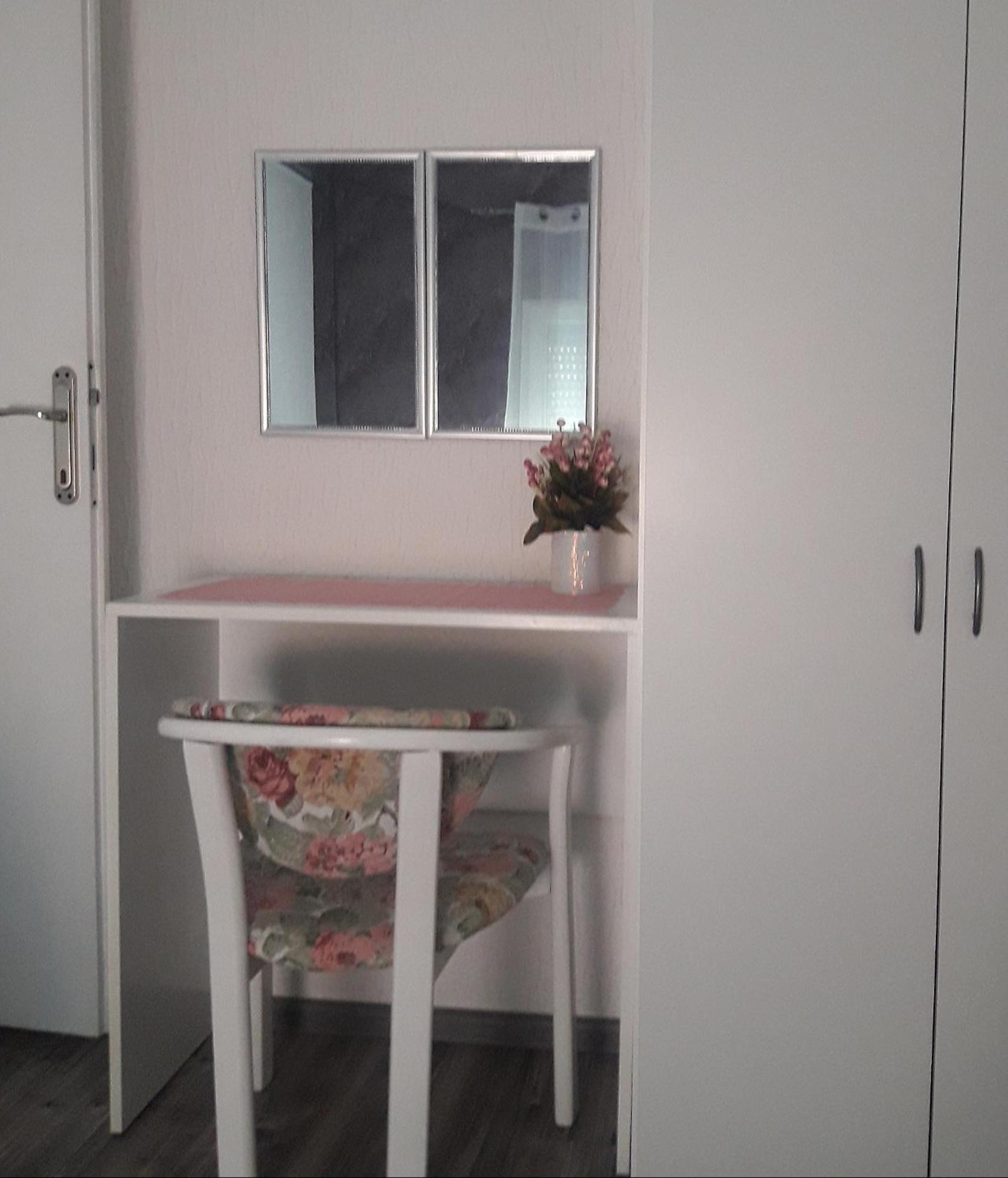 Apartmani Ni Buitenkant foto